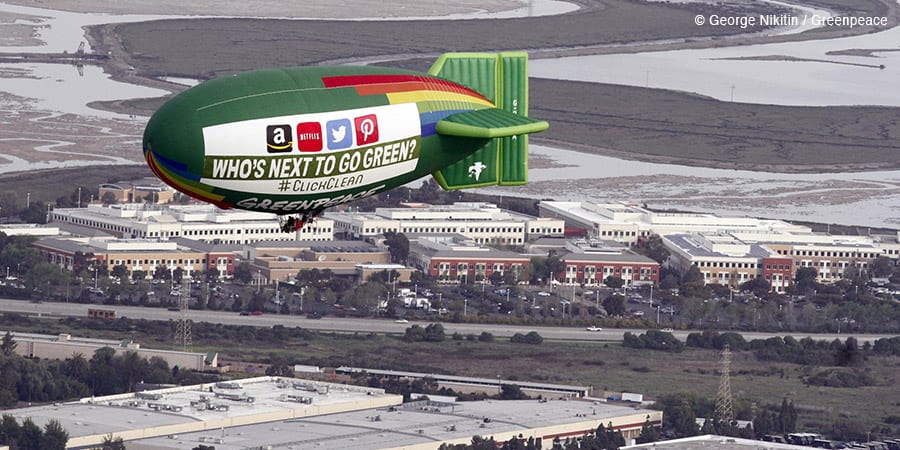 Greenpeace branded airship calling on tech companies to go green